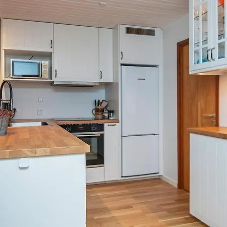 6 Person Holiday In Hébergement de vacances *